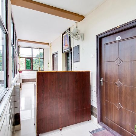Oyo Akshaya Nest Hotel Vijayawāda Екстериор снимка